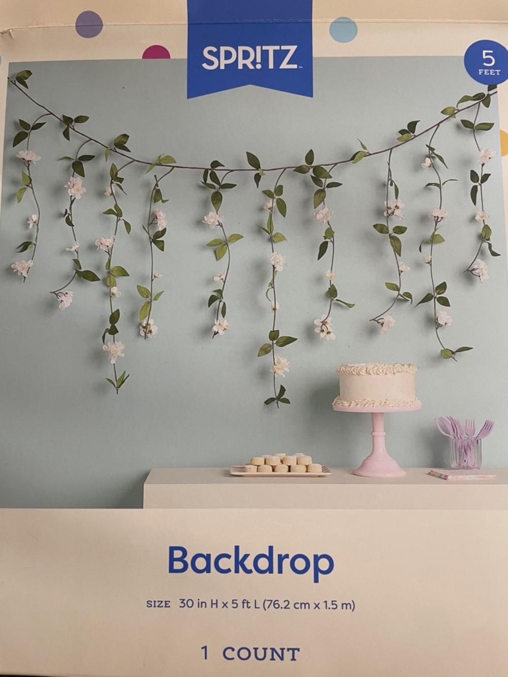 Spritz White Flower Vine Backdrop with Green Leaves